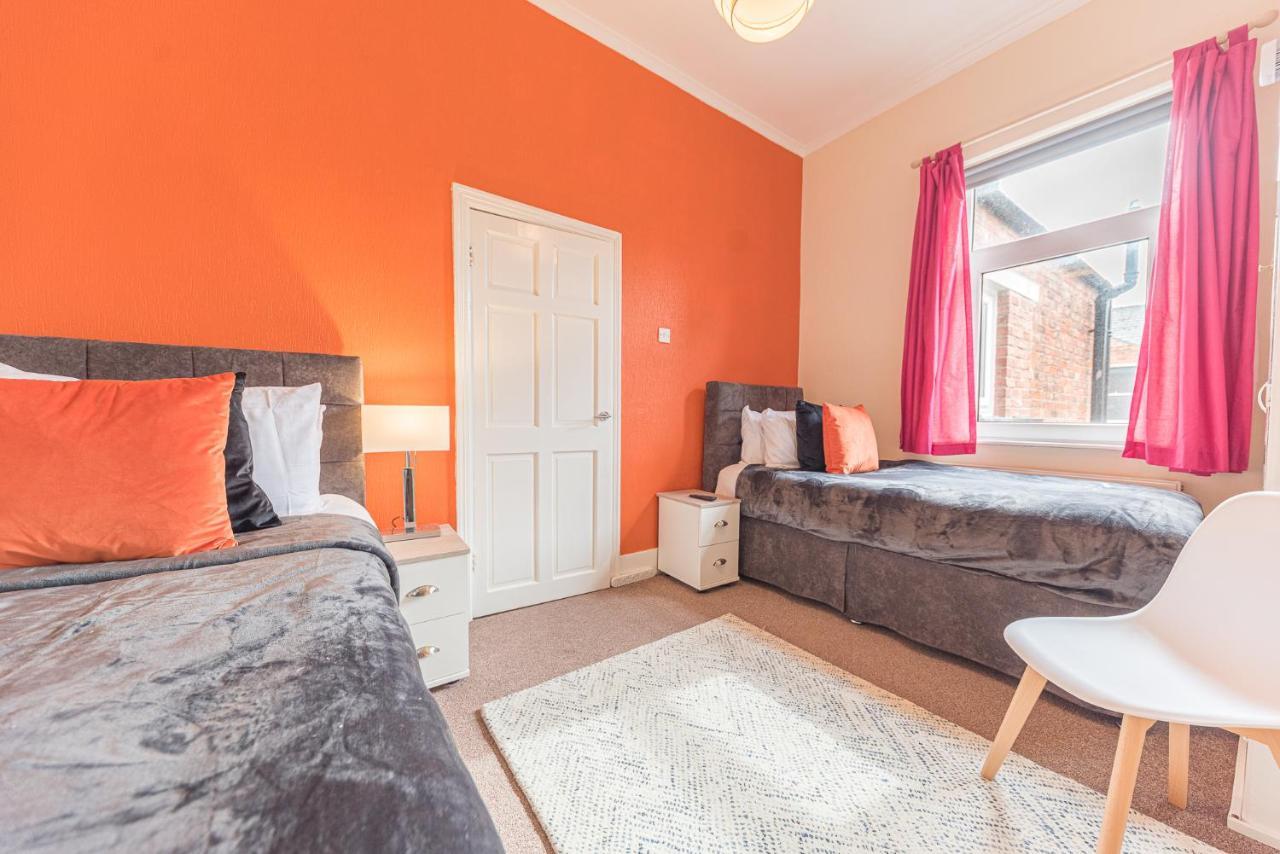 *King Bed* Luxury City Centre House Barrow-in-Furness Zewnętrze zdjęcie