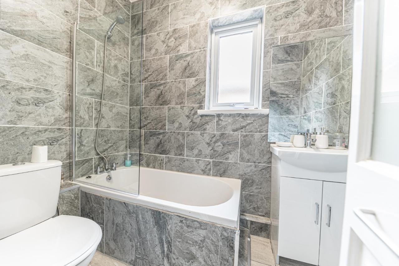 *King Bed* Luxury City Centre House Barrow-in-Furness Zewnętrze zdjęcie